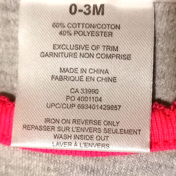 🔥SALE🔥 Supergirl "Undercover Super Hero" Baby Girls Onesie NWT Sz 0-3 Months - Picture 4 of 5